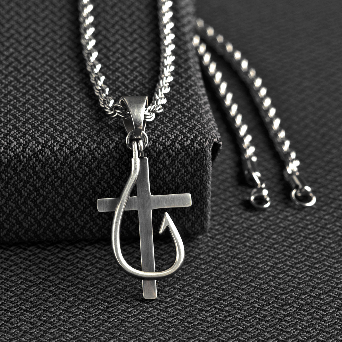 Twister Men's Cross & Fish Hook Pendant Silver Necklace 32134