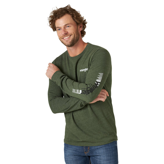 Wrangler® Men's Black Forest Heather Graphic Logo T-Shirt 112319259