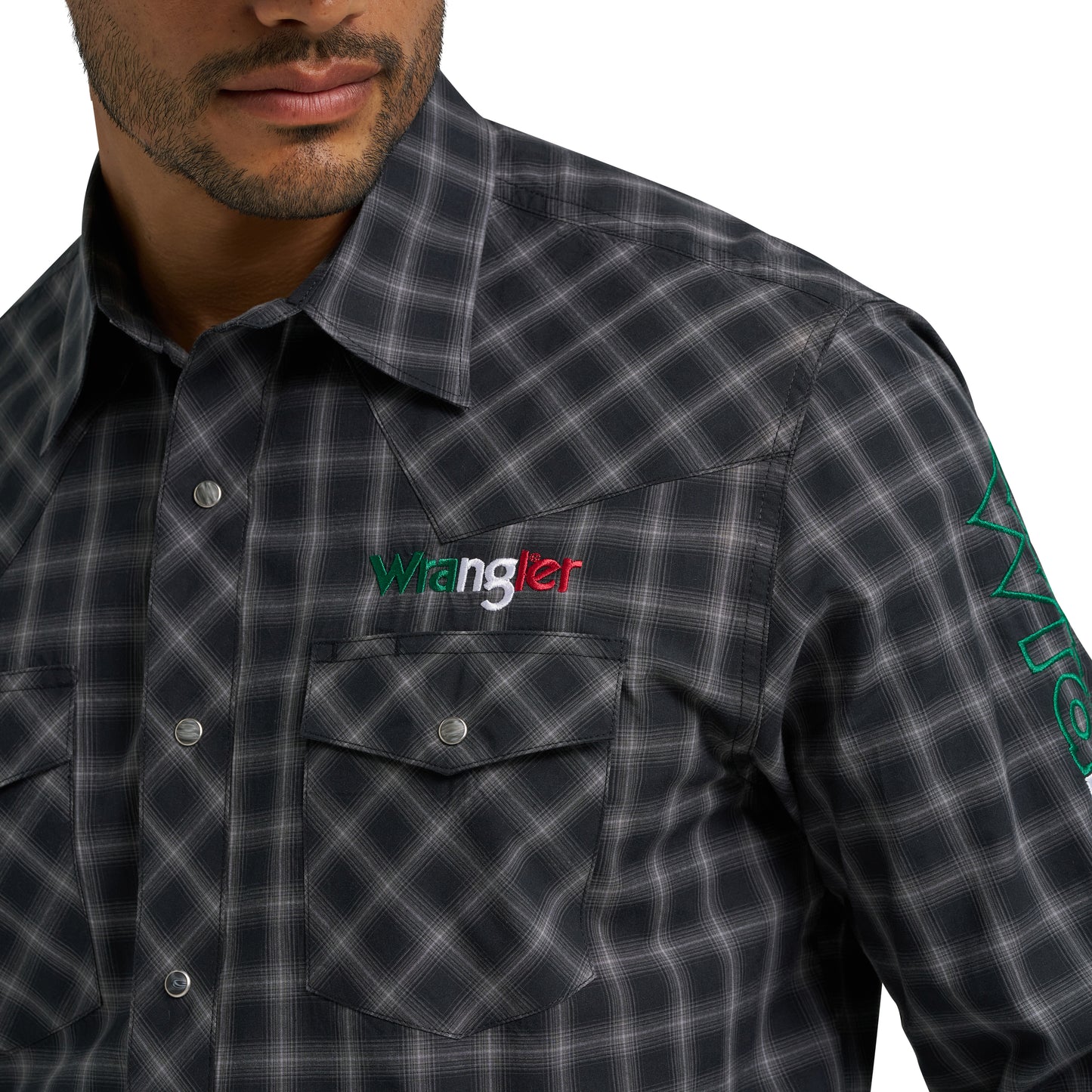 Wrangler Men's Mexico Logo Black Plaid Snap Shirt 112369436