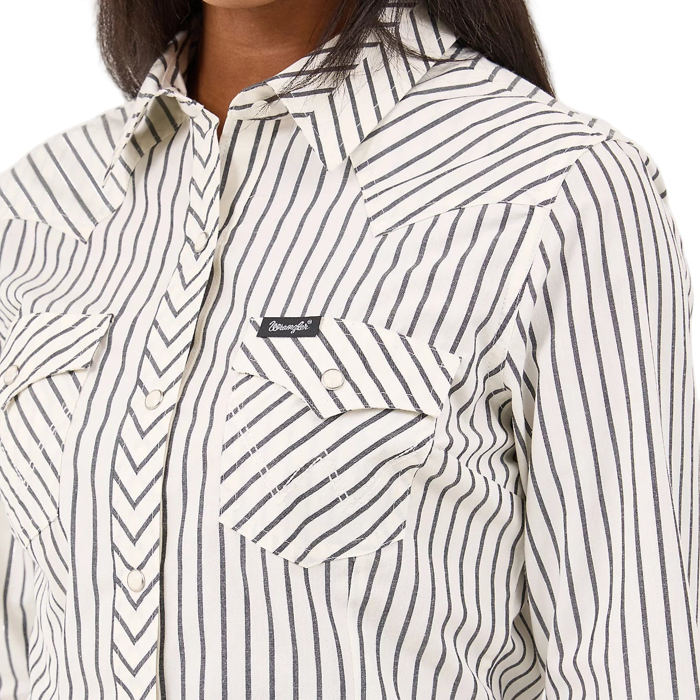 Wrangler Ladies Retro® White Party Western Snap Shirt 112371710