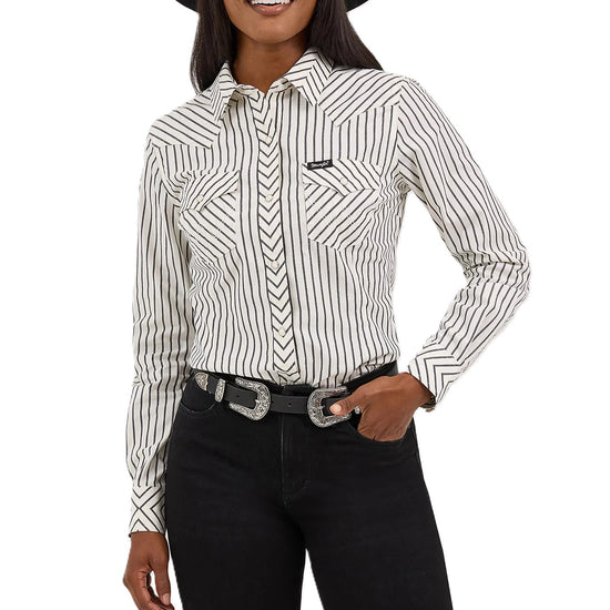 Wrangler Ladies Retro® White Party Western Snap Shirt 112371710