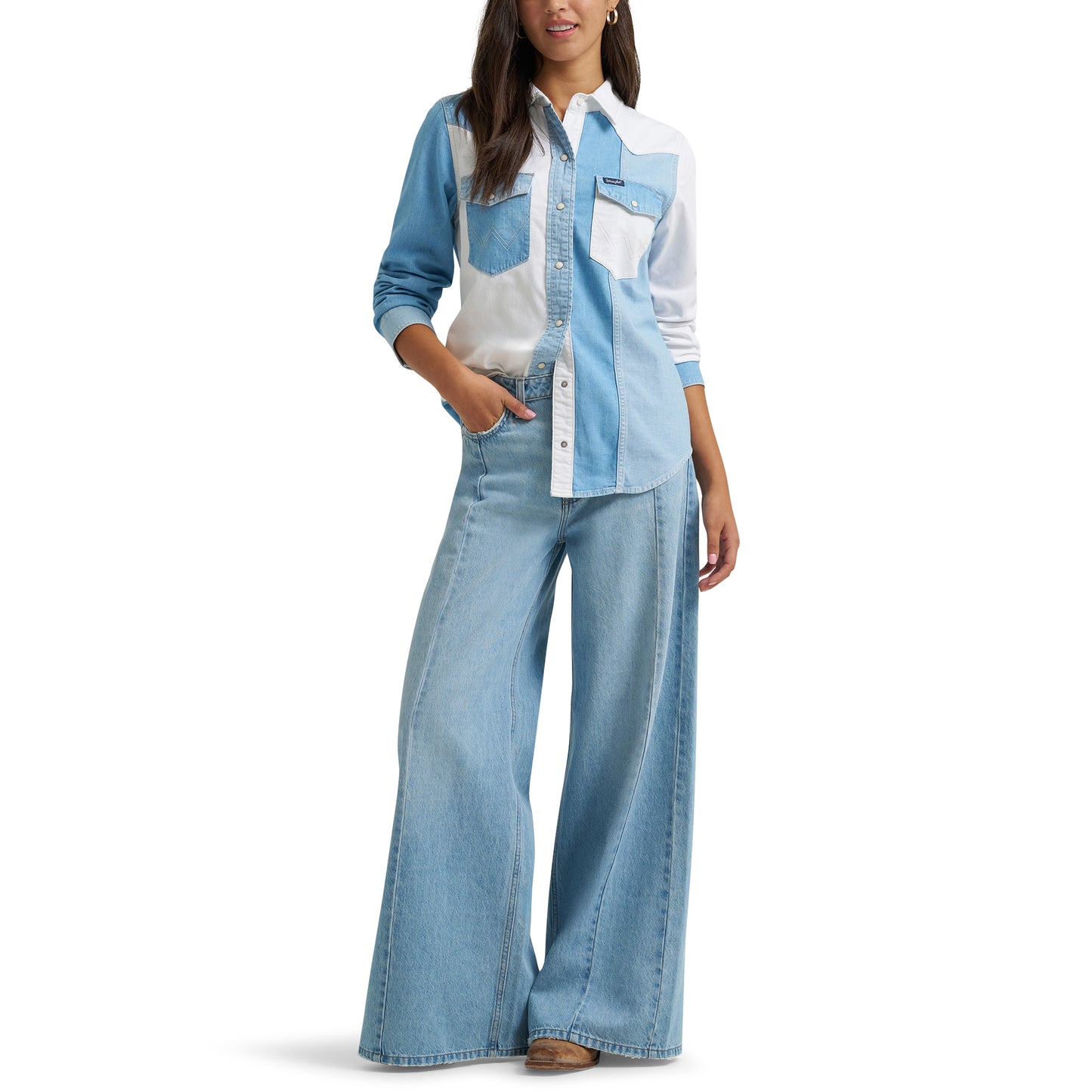 Wrangler Ladies Retro Americana Boyfriend White Denim Snap Shirt 112374832