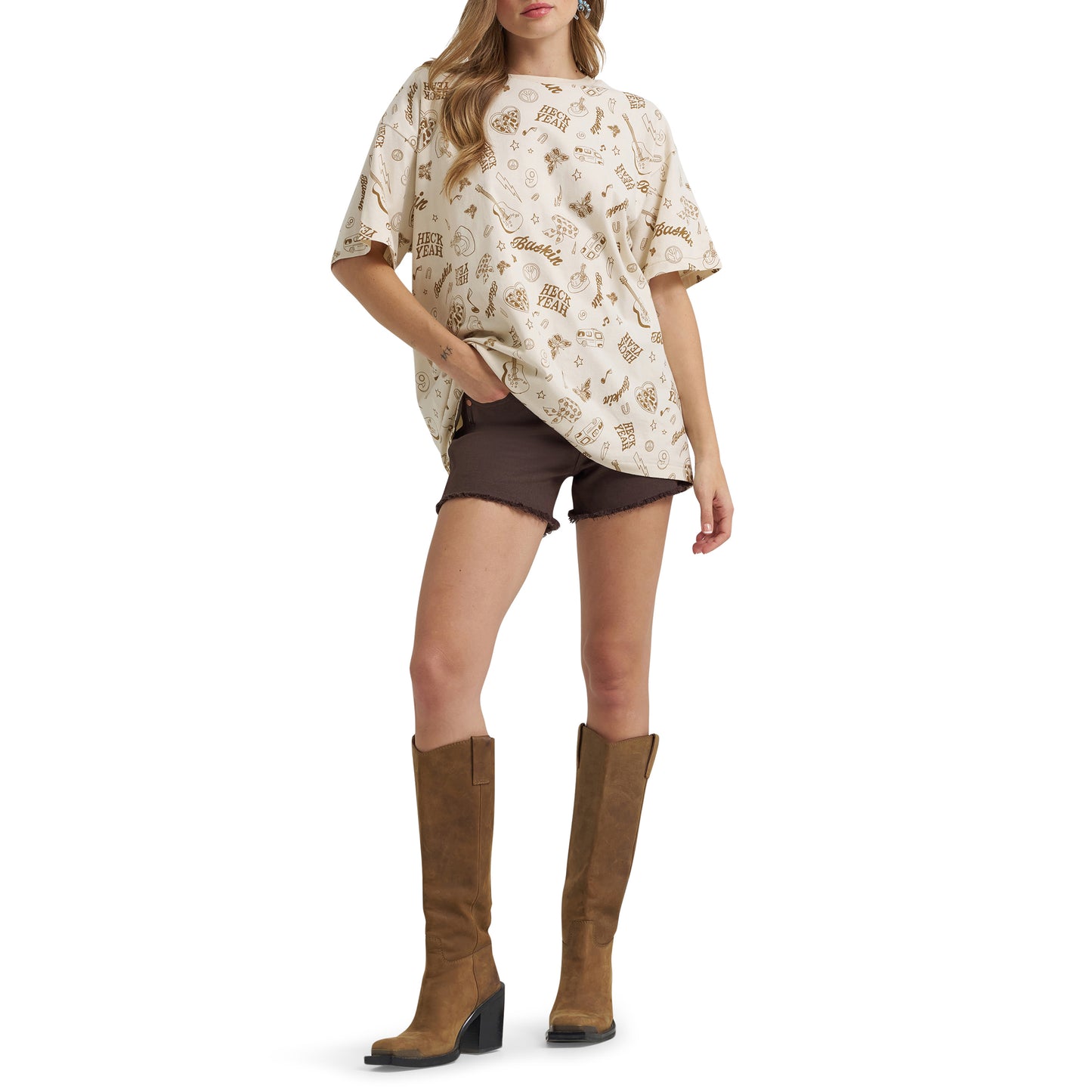 Wrangler X Lainey Wilson Ladies Life Of Lainey Cream T-Shirt 112375631