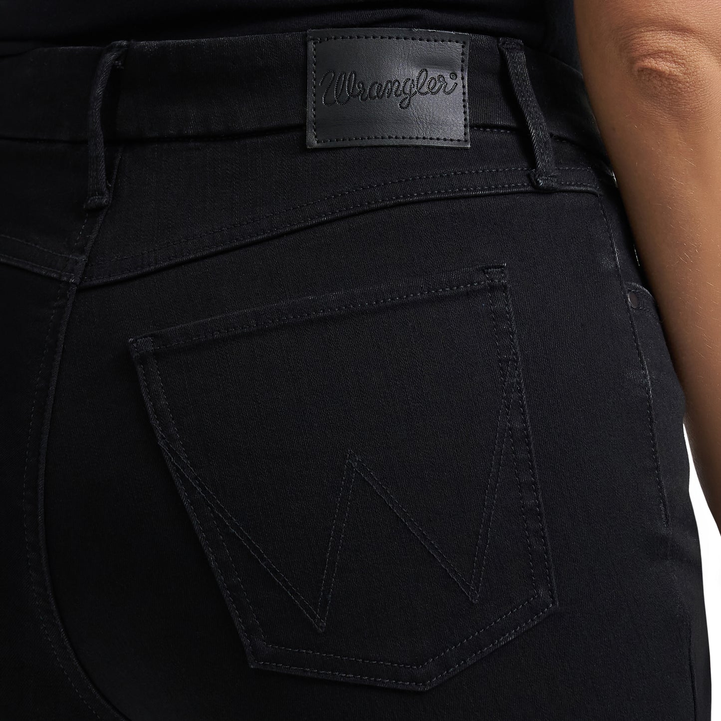 Wrangler Ladies BeSpoke Savannah Black Wash Trouser Jean 112381184