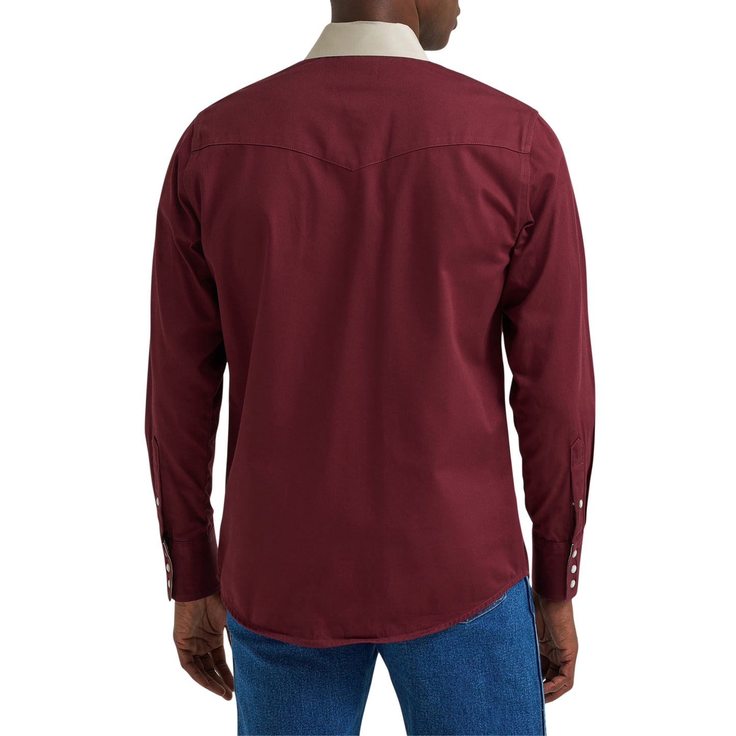 Wrangler Men's Vintage Inspired Classic Fit Red Button Down 112382000