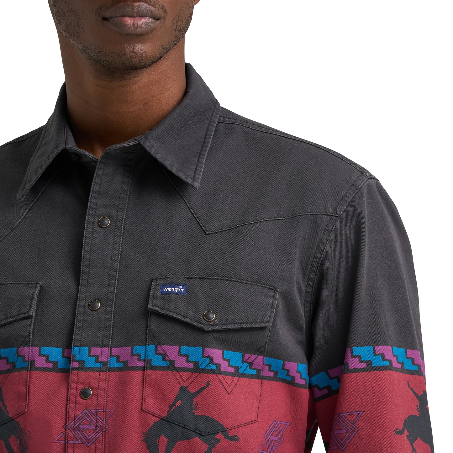 Wrangler Men's Vintage Inspired Black Border Print Snap Shirt 112385790