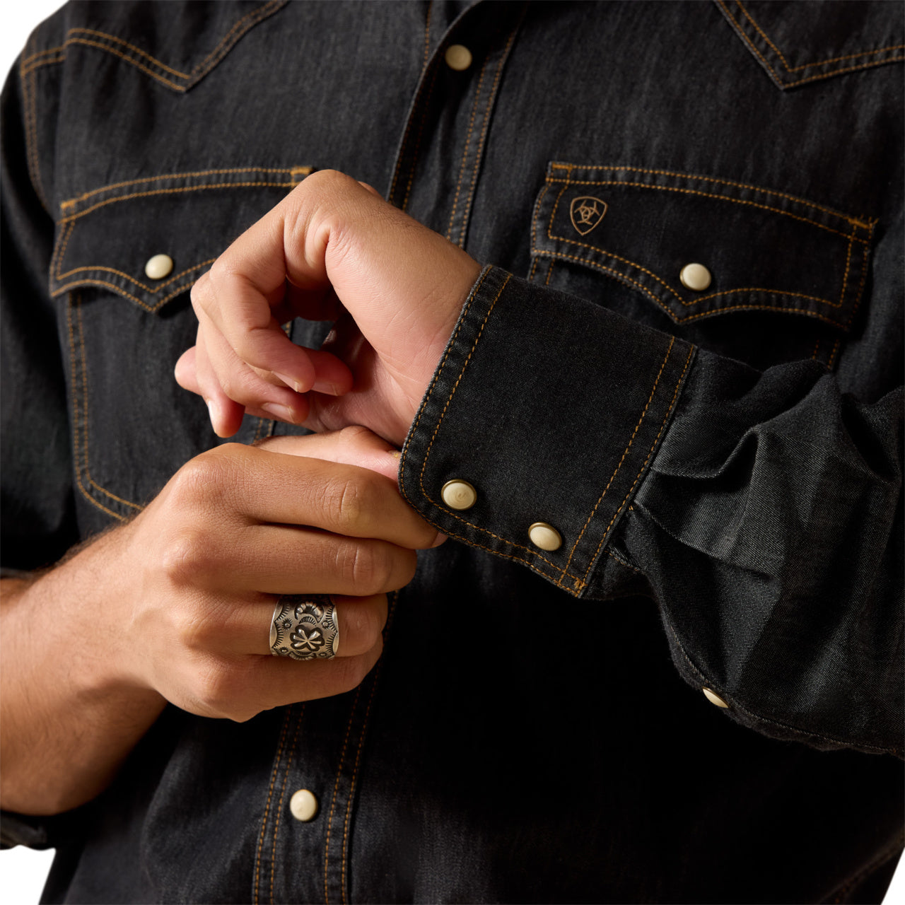 Ariat Men's Retro Halford Dark Grey Chambray Fitted Snap Shirt 10071712