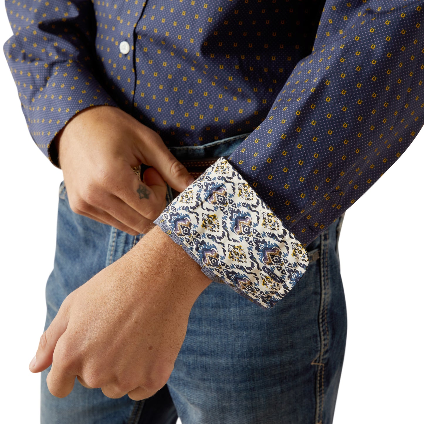 Ariat Men's Wrinkle Free Daven Navy Fitted Button Down Shirt 10062199