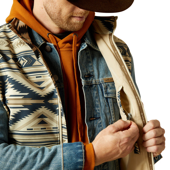 Ariat Men's White Pepper Southwest Logo Softshell Vest 10062590