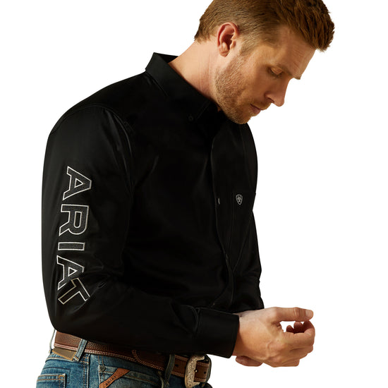 Ariat Men's Team Logo Twill Fitted Black & Grey Button Down Shirt 10062659