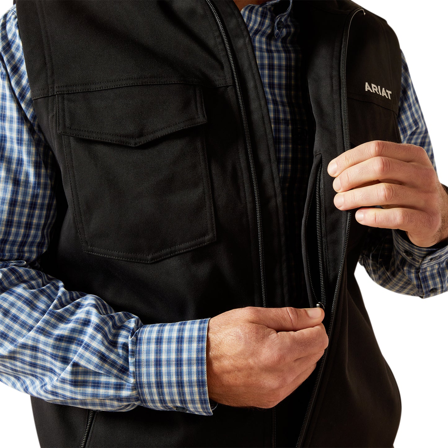 Ariat Men's Sentinel Black Water Repellent Zip Vest 10062822