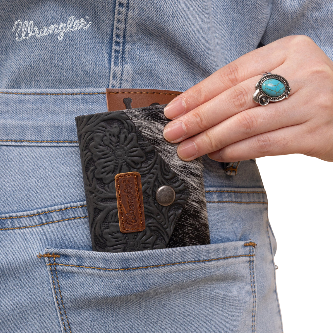 Wrangler Ladies Hair-On Cowhide Floral Black Card Holder WG224-W070BK