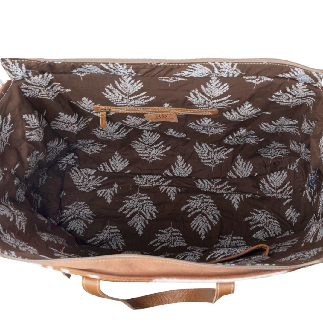 Myra Bag Plains Diamond Weekender Bag in Serape Sable S-14311