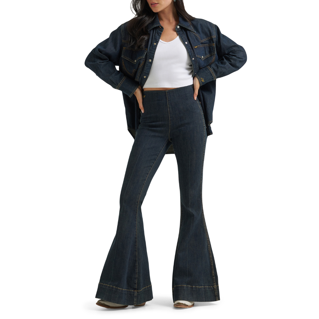 Wrangler X Lainey Wilson Ladies Pintuck Sandrider Pull On Bell Bottom Jean 112382900