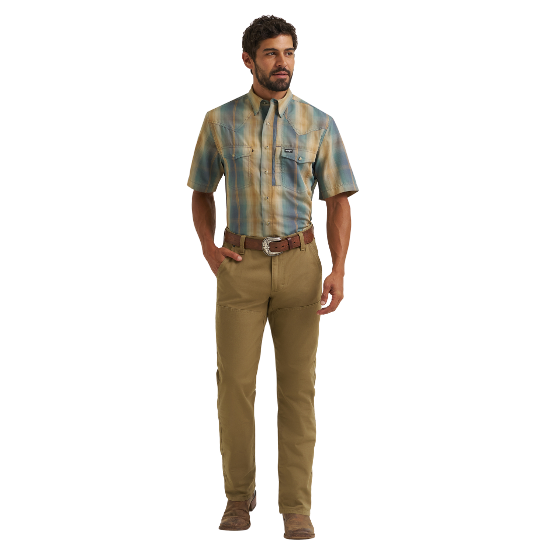 Wrangler Men's ATG-X Western Performance Relaxed Fit Turbulence Ombre Button Down 112382381