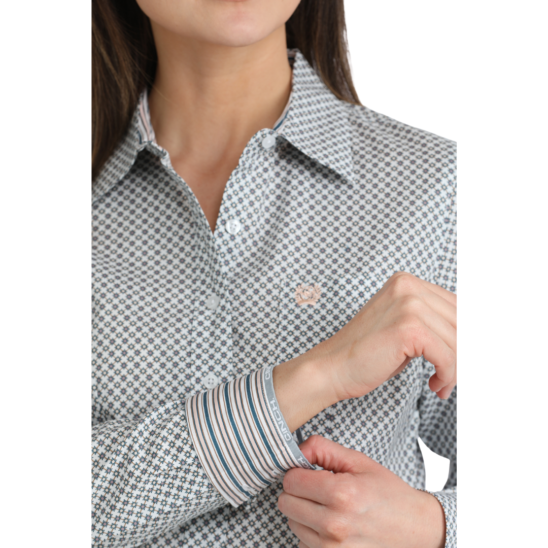 Cinch Ladies White Geometric Print Button Down Shirt MSW9164265