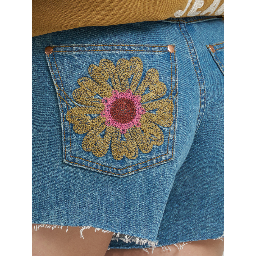 Wrangler X Lainey Wilson Ladies Embroidered Cowboy Denim Short 112375881