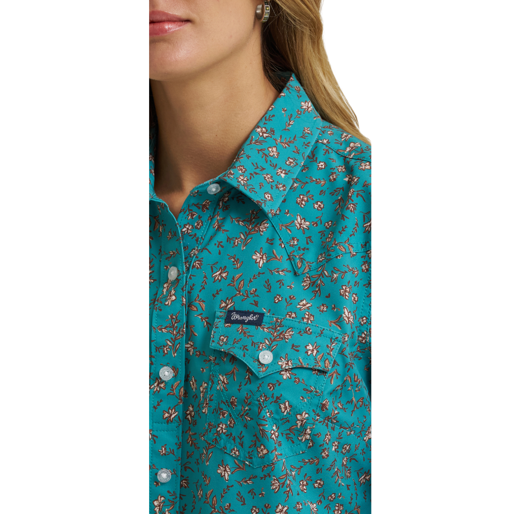 Wrangler Ladies Performance Aria Green Floral Button Up Shirt 112375014