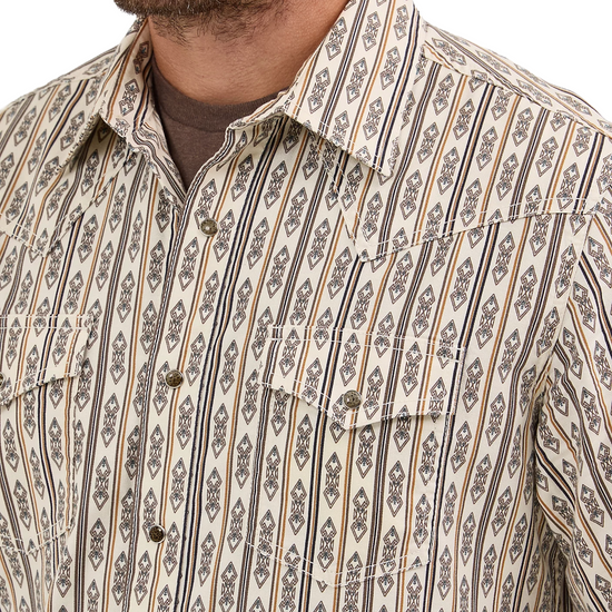 Wrangler Men's Retro® Antique White Modern Fit Snap Shirt 112369843