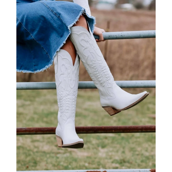 Dingo Ladies Raisin Kane White Leather Tall Boots DI167-WH