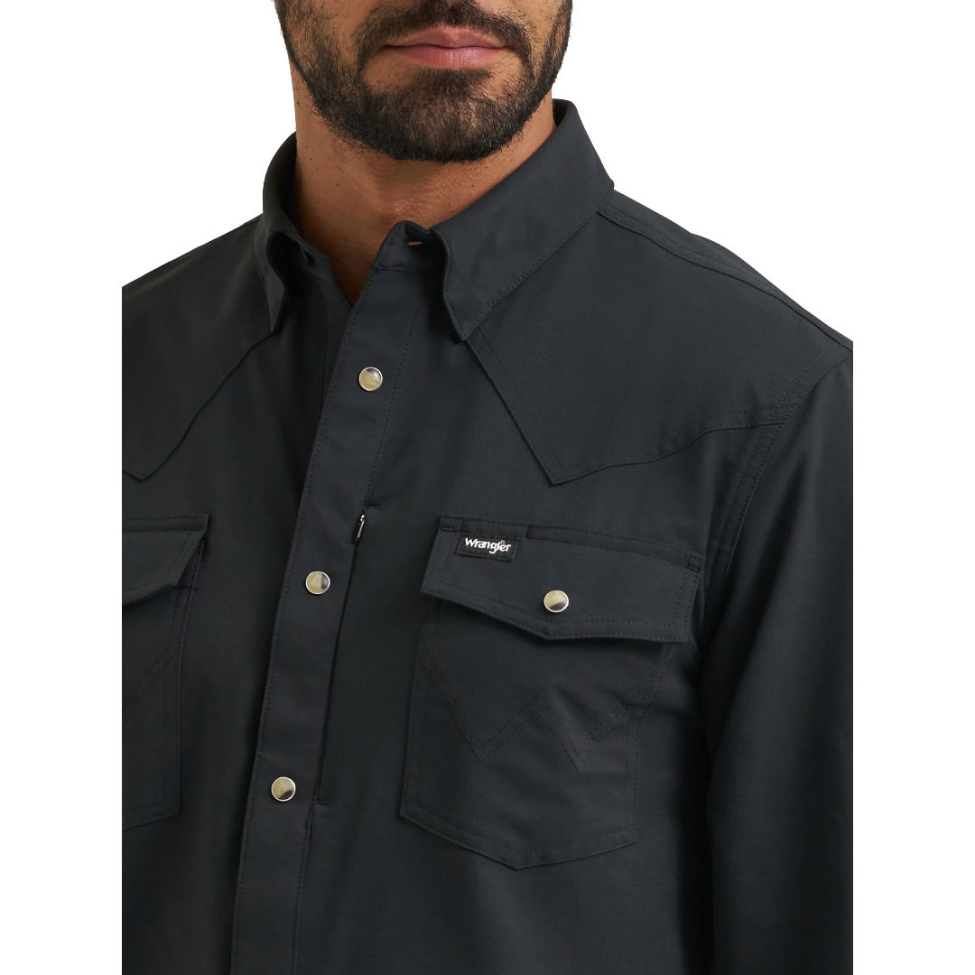 Wrangler X ATG Men's Technical Solid Jet Black Snap Shirt 112384707