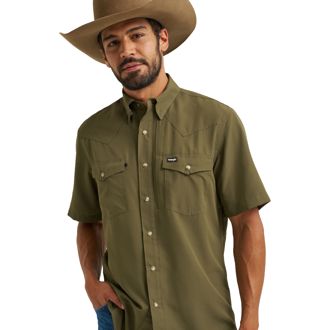 Wrangler Men's ATG-X Western Performance Relaxed Fit Olive Night Button Down 112382383