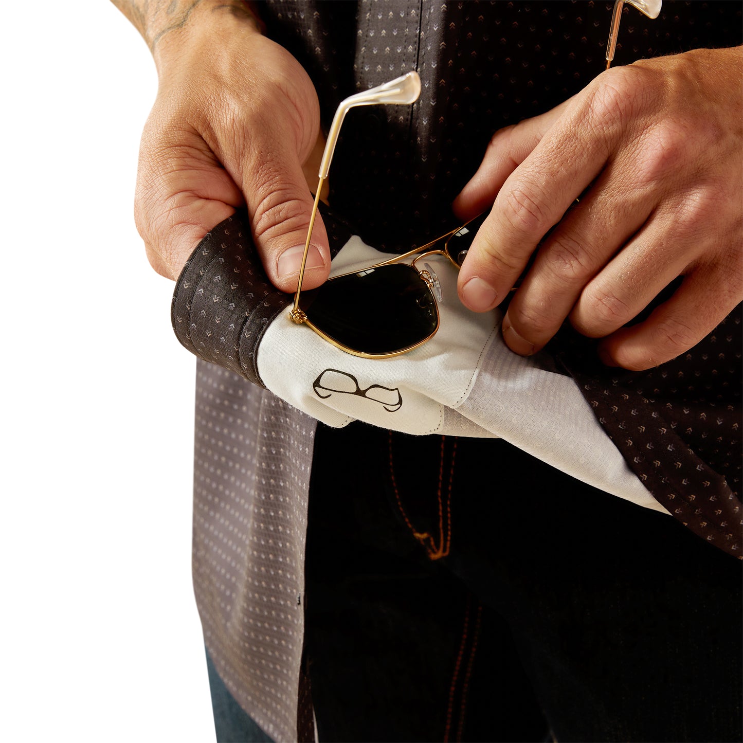 Ariat Men's Black Print VentTEK Button Down Classic Fit Shirt 10055242