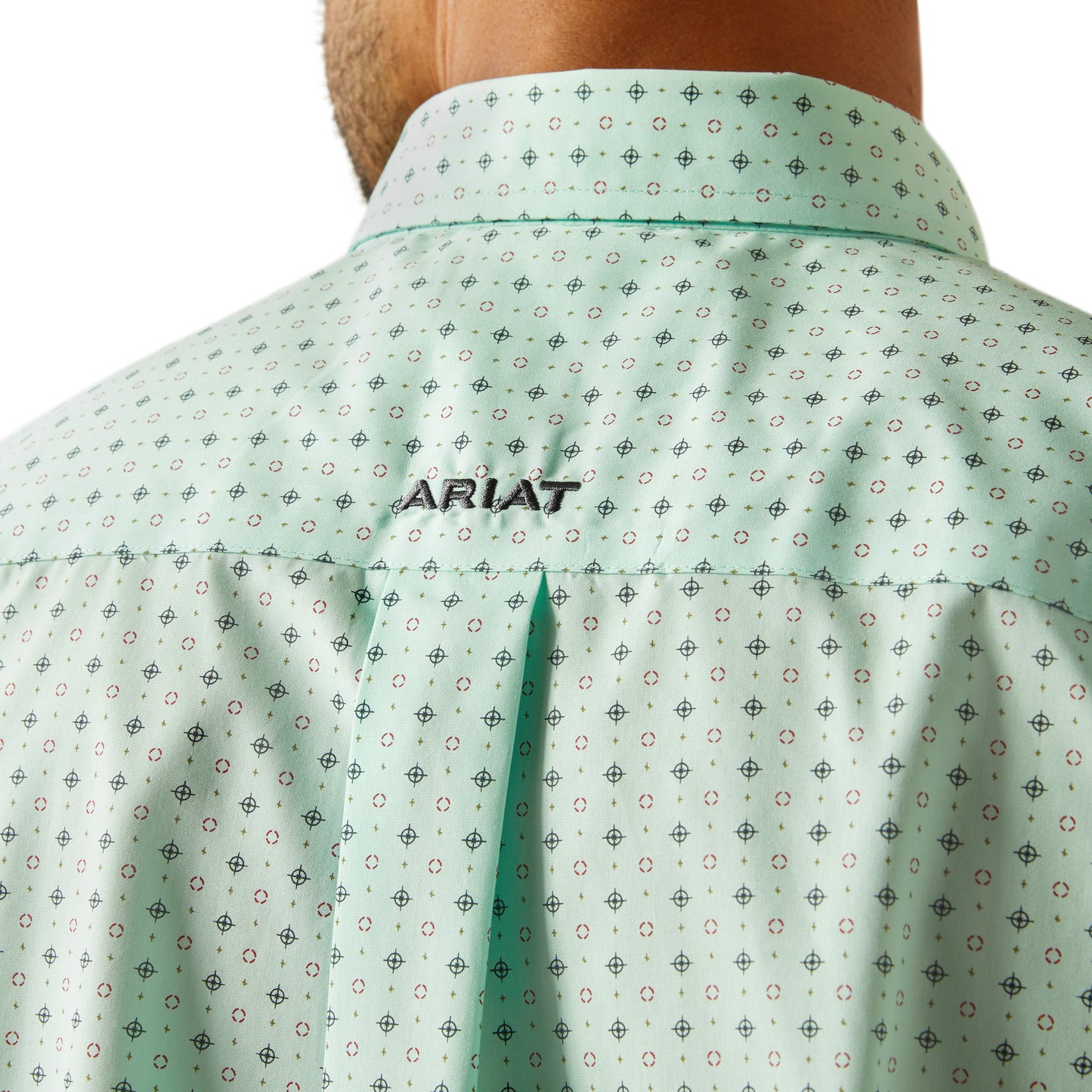 Ariat Men's Wrinkle Free Ellis Aqua Classic Fit Button Down Shirt 10058741