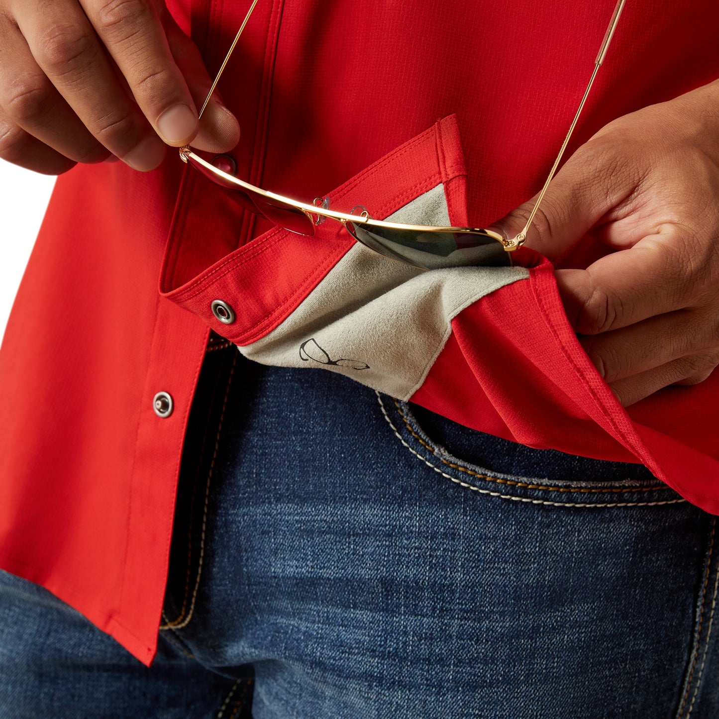 Ariat Men's VentTEK Western Fitted Haute Red Snap Shirt 10058824