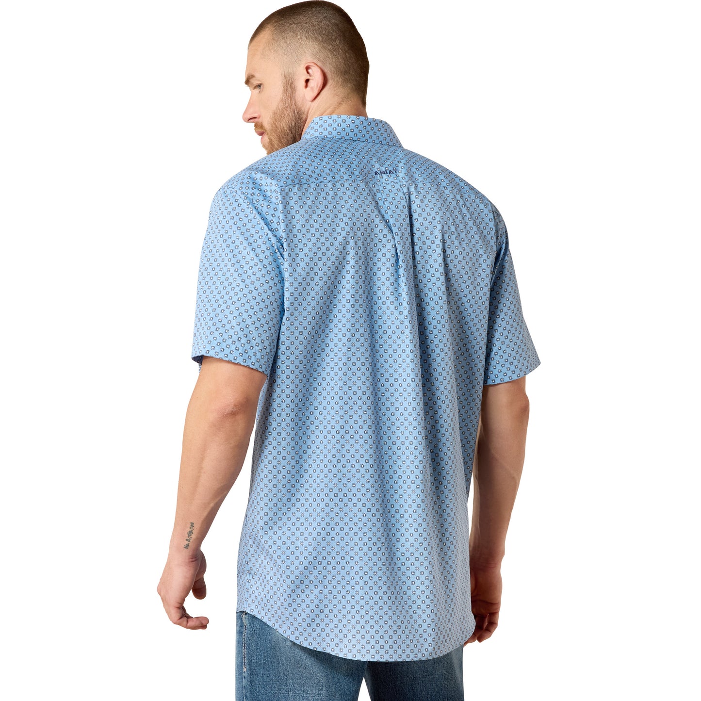 Ariat Men's Wrinkle Free Cash Blissful Blue Medallion Print Button Shirt 10071740