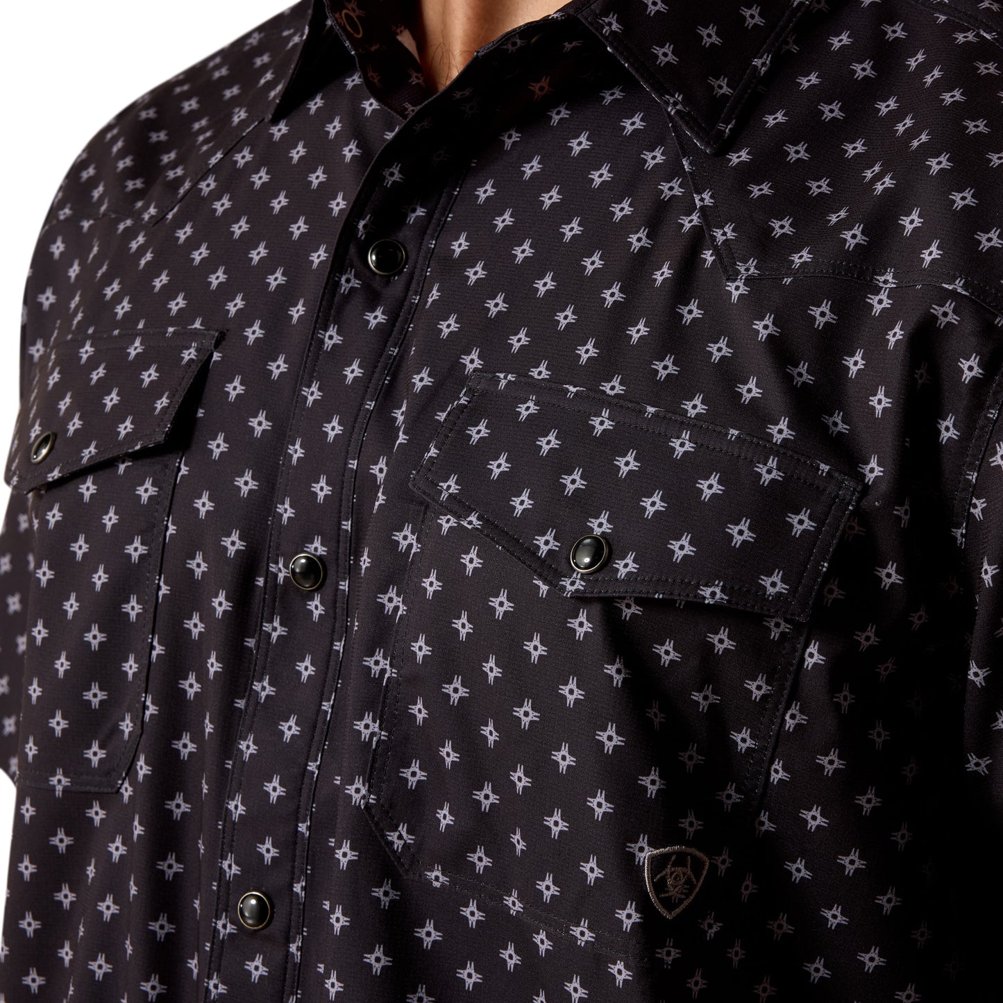 Ariat Men's Printed VentTEK Western Black Fitted Snap Shirt 10073422