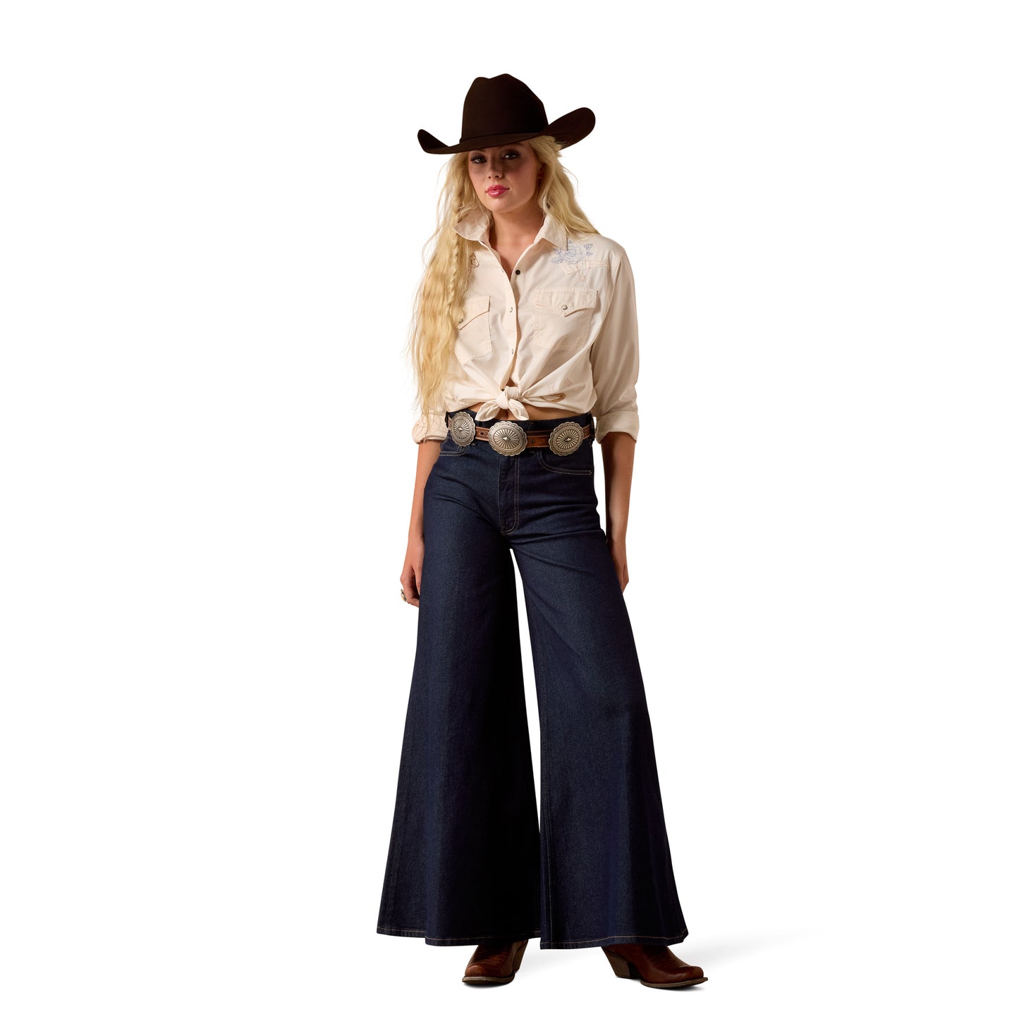 Ariat Ladies Ashville Embroidered Snap Shirt 10073666