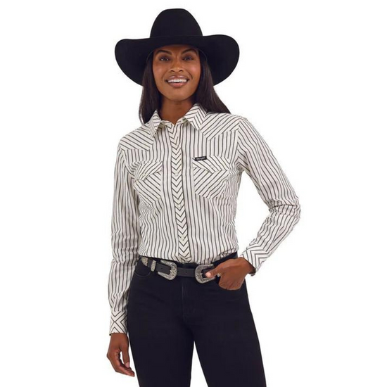 Wrangler Ladies Retro® White Party Western Snap Shirt 112371710