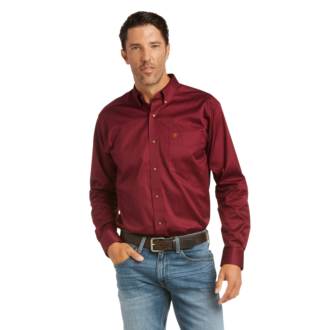 Ariat® Men's Casual Series Burgundy Fitted Button-Up Shirt 10034226