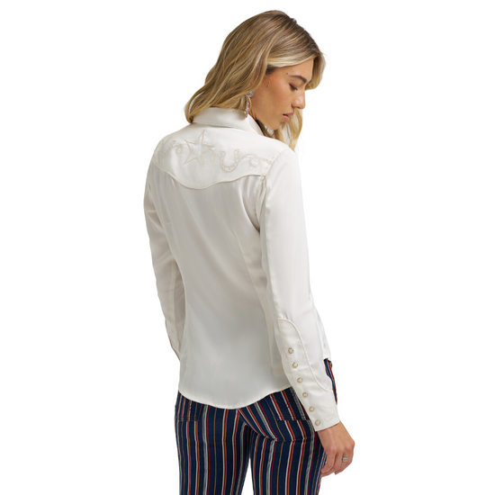 Wrangler Ladies Lainey Wilson Satin Star Button Down Shirt 112370410