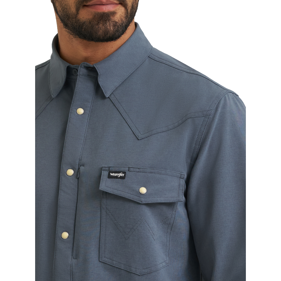 Wrangler X ATG Men's Technical Turbulence Blue Snap Shirt 112384708