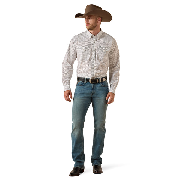 Ariat Men's Wrinkle Free Anthony White Medallion Print Snap Shirt 10071021