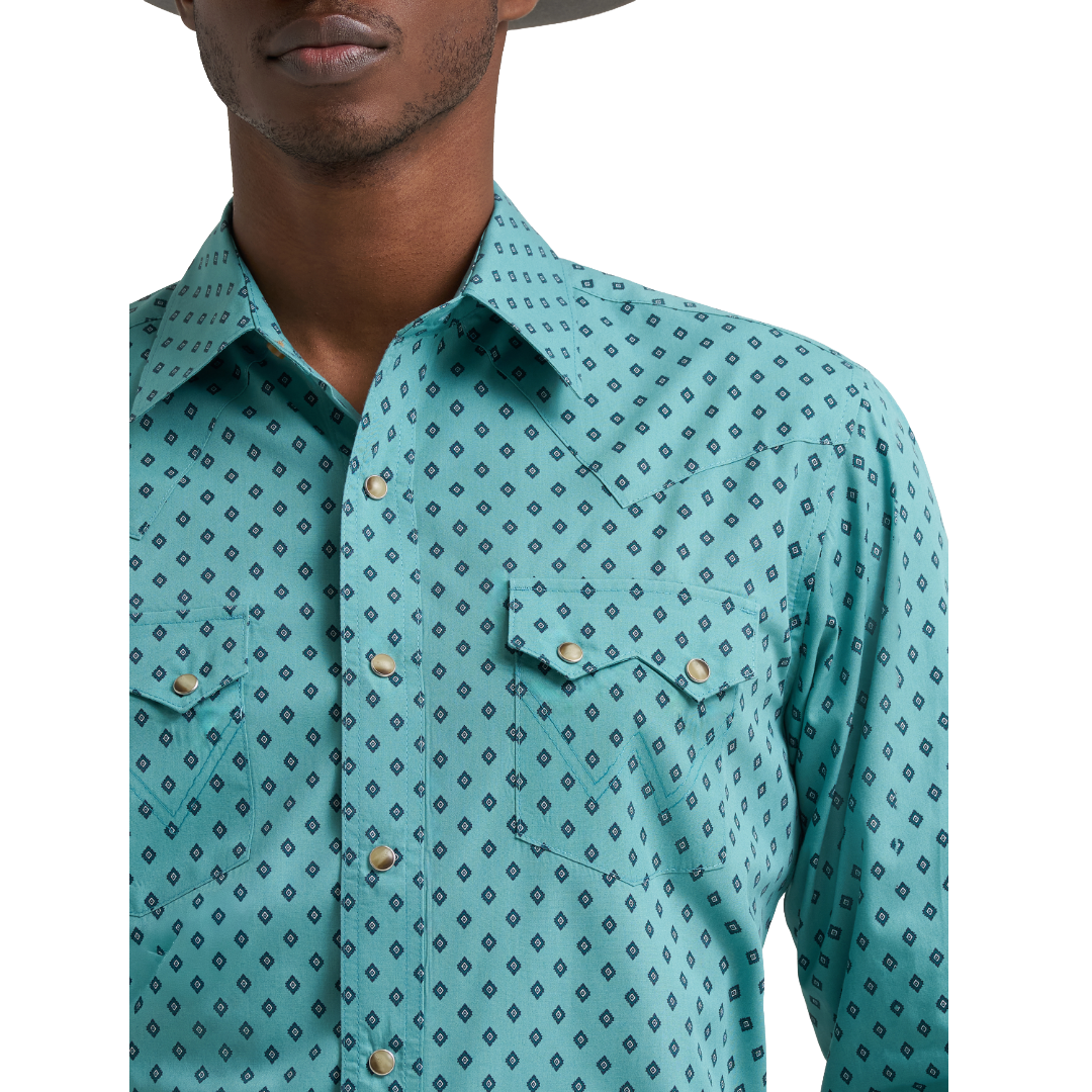 Wrangler Men's Retro® Turquoise Diamond Print Snap Shirt 112385603