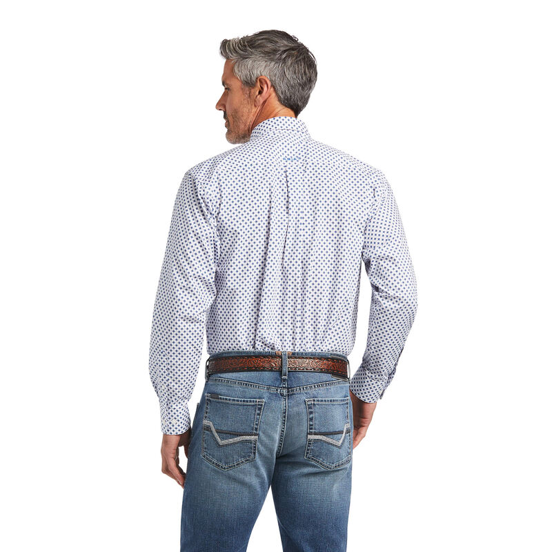 Ariat® Men's Quadry Classic Fit White Button Down Shirt 10039736