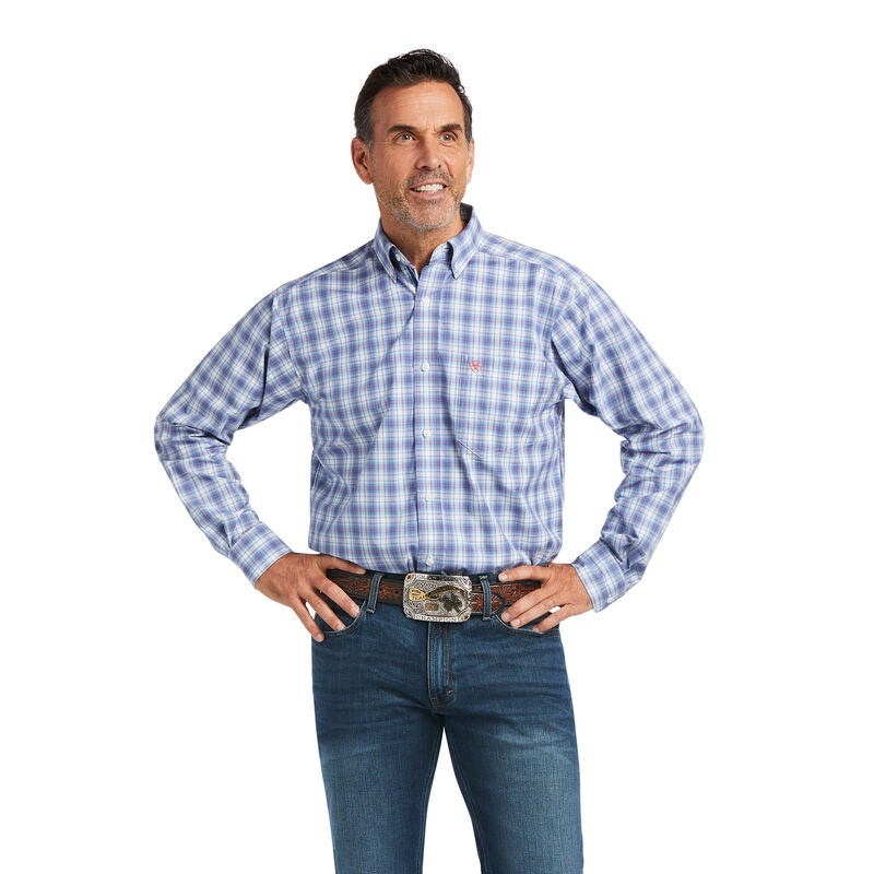 Ariat® Men's Pro Series Quanah Classic Button Down Blue Shirt 10039744