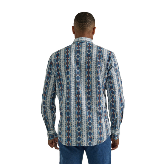Wrangler® Men's Checotah Blue Button Down Shirt 2330351