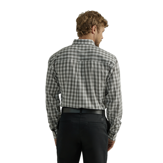 Wrangler Riata Men's Grey Plaid Button Down Dress Shirt 112330379-GRY