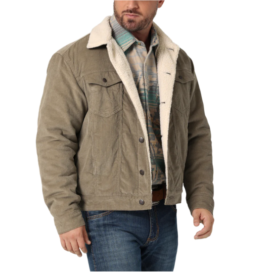 Load image into Gallery viewer, Wrangler Men&amp;#39;s Cowboy Cut Sherpa Lined Corduroy Nomad Jacket 112335725
