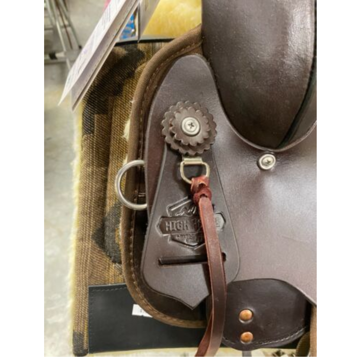 Load image into Gallery viewer, High Horse® Lockhart Trail Saddle
