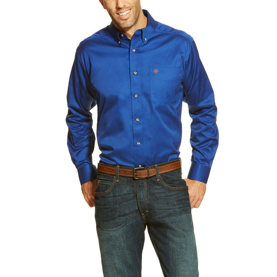 Ariat® Men's Casual Series Ultramarine Fitted Button-Up Shirt 10034225