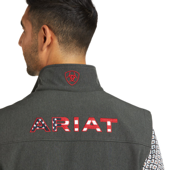 Ariat® Men's Logo 2.0 Charcoal Americana Softshell Vest 10037380