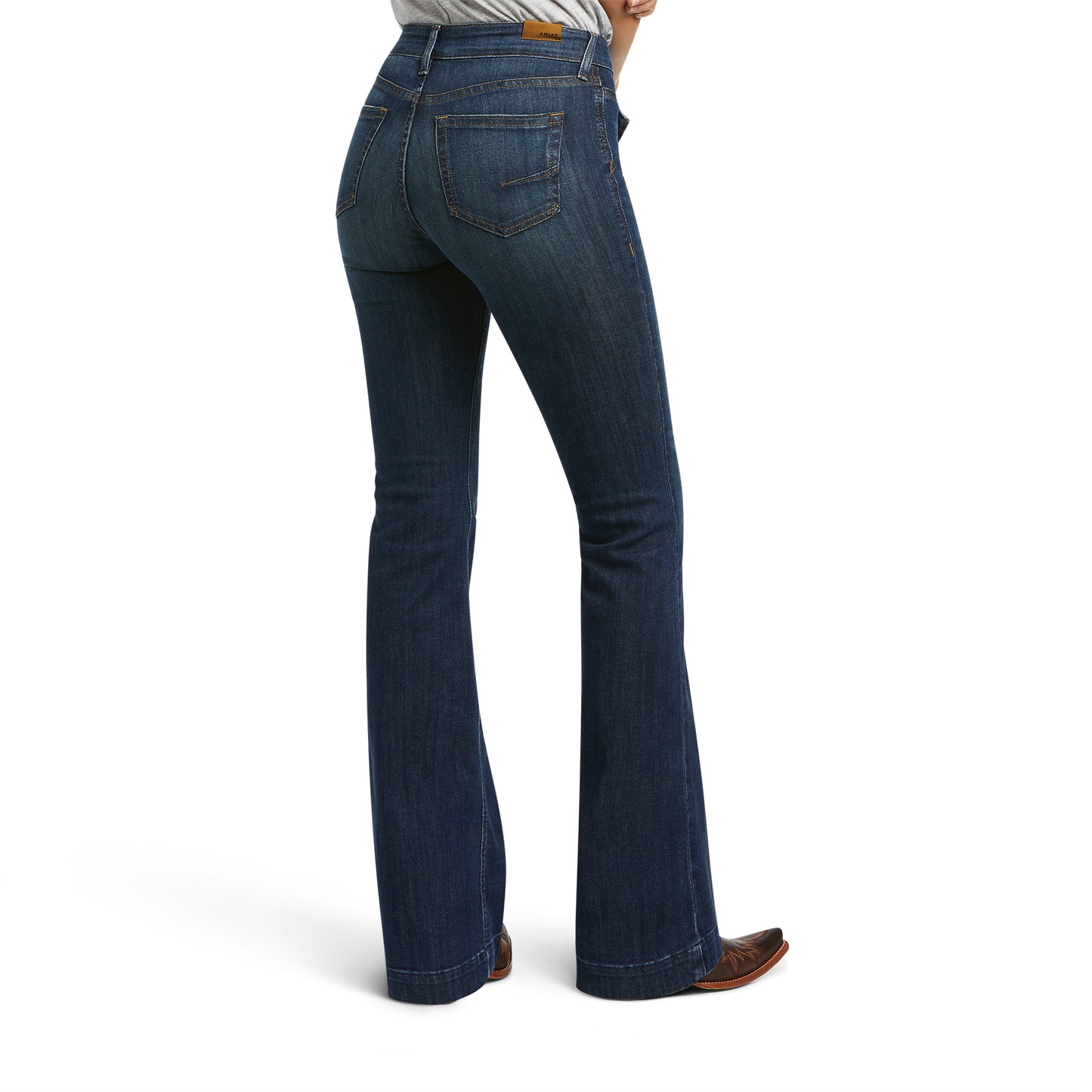 indsats Forfølge minus Ariat Ladies Slim Trouser High Rise Bessie Pacific Washed Jeans 100395 –  Wild West Boot Store