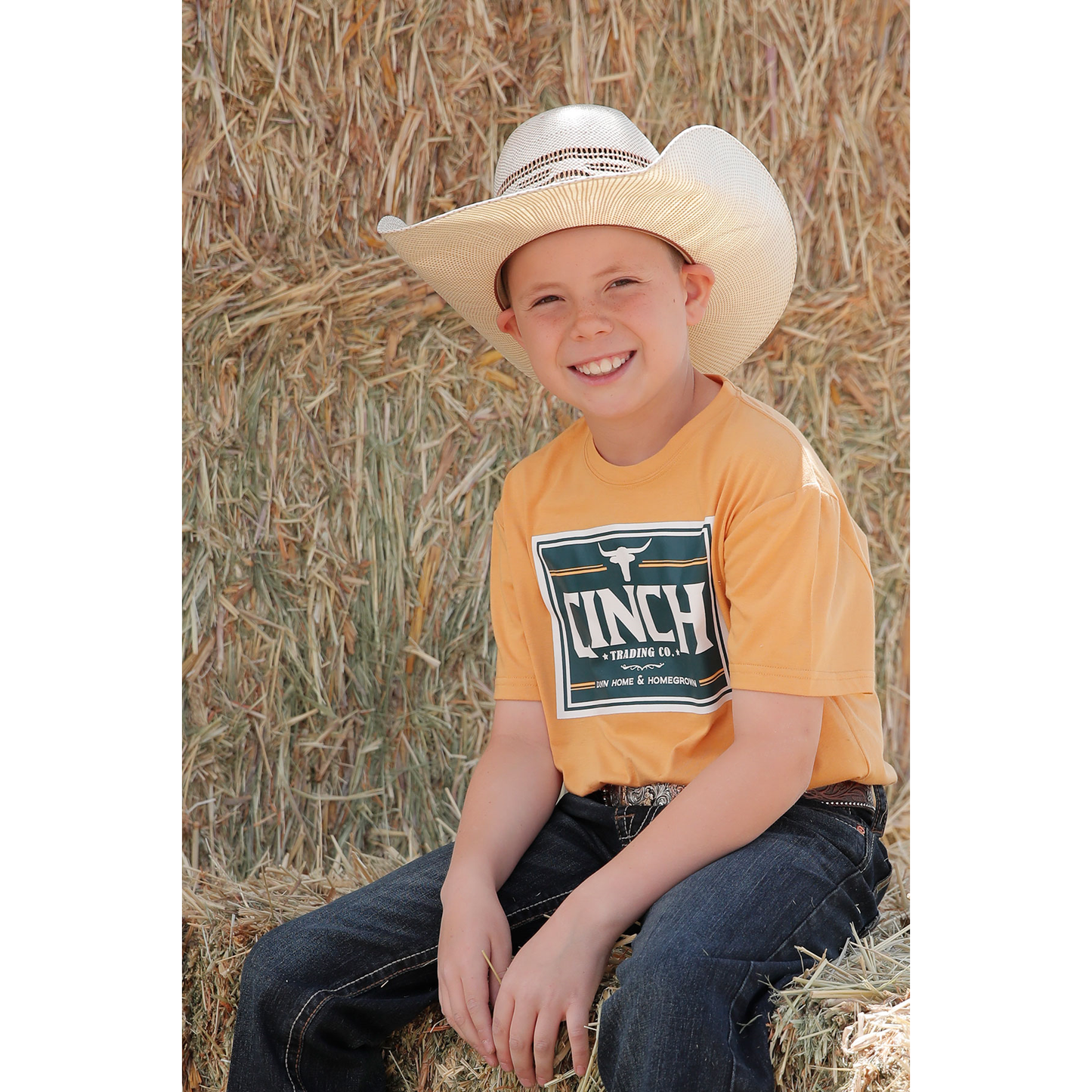 Load image into Gallery viewer, Cinch Youth Boy&amp;#39;s Gold Logo Graphic T-Shirt MTT7670132
